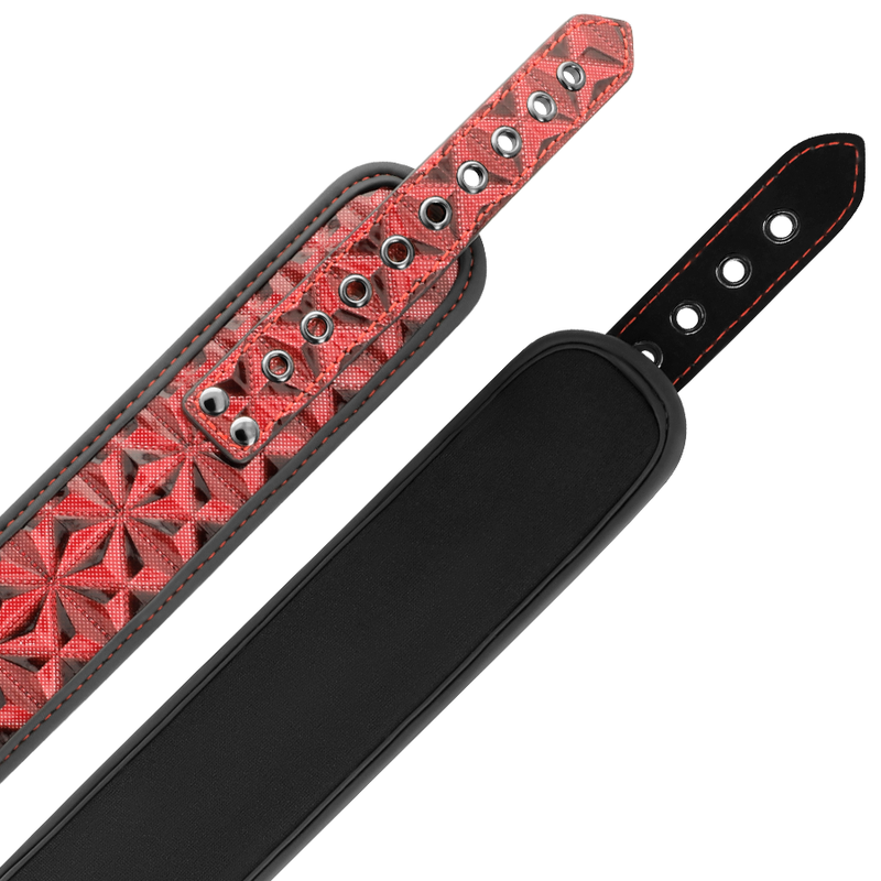 BEGME - RÖD EDITION HALSBAND MED NIPPELKLÄMMOR MED NEOPRENFODER