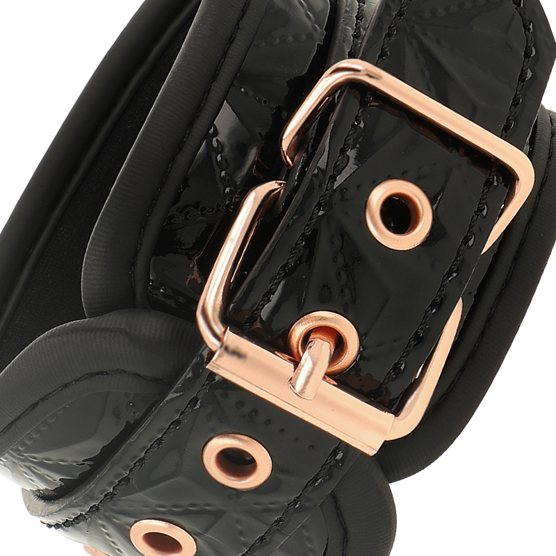 COQUETTE CHIC DESIRE - SVARTA PREMIUMHANDBOJOR MED NEOPRENFODER